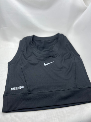 نیمتنه ورزشی Nike
